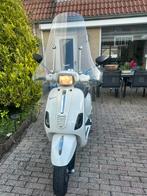 Vespa s50 4t, Fietsen en Brommers, Scooters | Vespa, Ophalen of Verzenden, Vespa S, Zo goed als nieuw