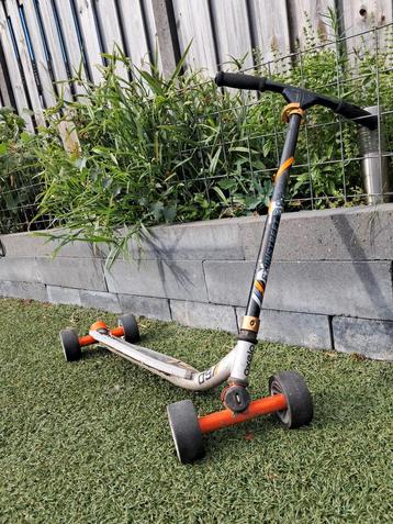 Oxelo Stun-street Step extra wendbaar. beschikbaar voor biedingen