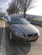 Volvo V70 2.4 D5 136KW 2007 Grijs, Auto's, Volvo, Origineel Nederlands, Te koop, Zilver of Grijs, 5 stoelen