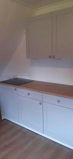 Mooie grijze keuken, 1,82 br boven, kastjes 1,20 br, Huis en Inrichting, Keuken | Complete keukens, Gebruikt, Enkelwandige keuken