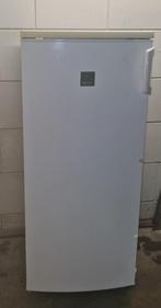 Zanussi koelkast ZRA25600WA, Ophalen, 120 tot 140 cm, 200 liter of meer, Energieklasse A of zuiniger