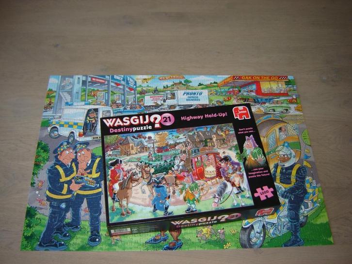 Puzzel Wasgij Destiny Nr: 21 HIGHWAY HOLD-UP! 1000 st., Hobby en Vrije tijd, Denksport en Puzzels, Zo goed als nieuw, Legpuzzel