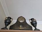 Antieke pendule met vazen, Antiek en Kunst, Antiek | Klokken, Ophalen of Verzenden
