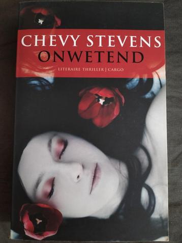 Chevy Stevens - Onwetend beschikbaar voor biedingen