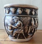 Bloempot West Germany Knodgen met voorstelling in relief, Gebruikt, Rond, Binnen, Ophalen of Verzenden