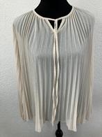 hui-ue valt als maat  52 oksel tot oksel 74 cm