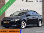 Mitsubishi Lancer Sports Sedan 1.5 JR Wheels 17'' ORG NED Ai, Auto's, Mitsubishi, Voorwielaandrijving, Stof, Gebruikt, Zwart