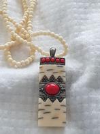 Ketting met hanger zilver en bloedkoraal, Ophalen of Verzenden, Zilver, Ketting