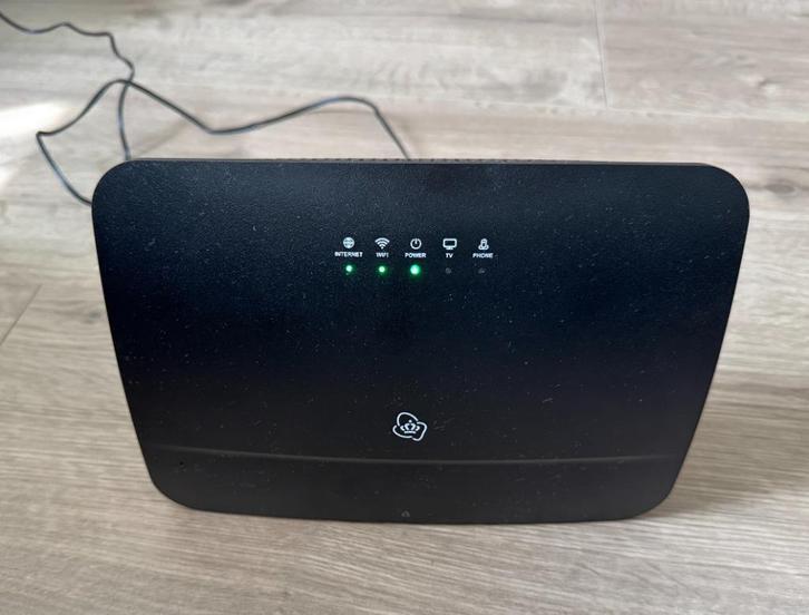 Sagemcom KPN Box 12 Modem Router, Computers en Software, Routers en Modems, Zo goed als nieuw, Router met modem, Ophalen