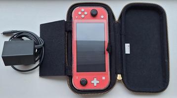 Nintendo Switch Lite (Coral) incl. extra's beschikbaar voor biedingen