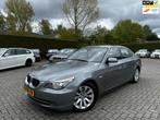BMW 5-serie 520i Corporate Lease Introduction|Nwe Ketting|Na, Auto's, BMW, Te koop, 1465 kg, Zilver of Grijs, 14 km/l