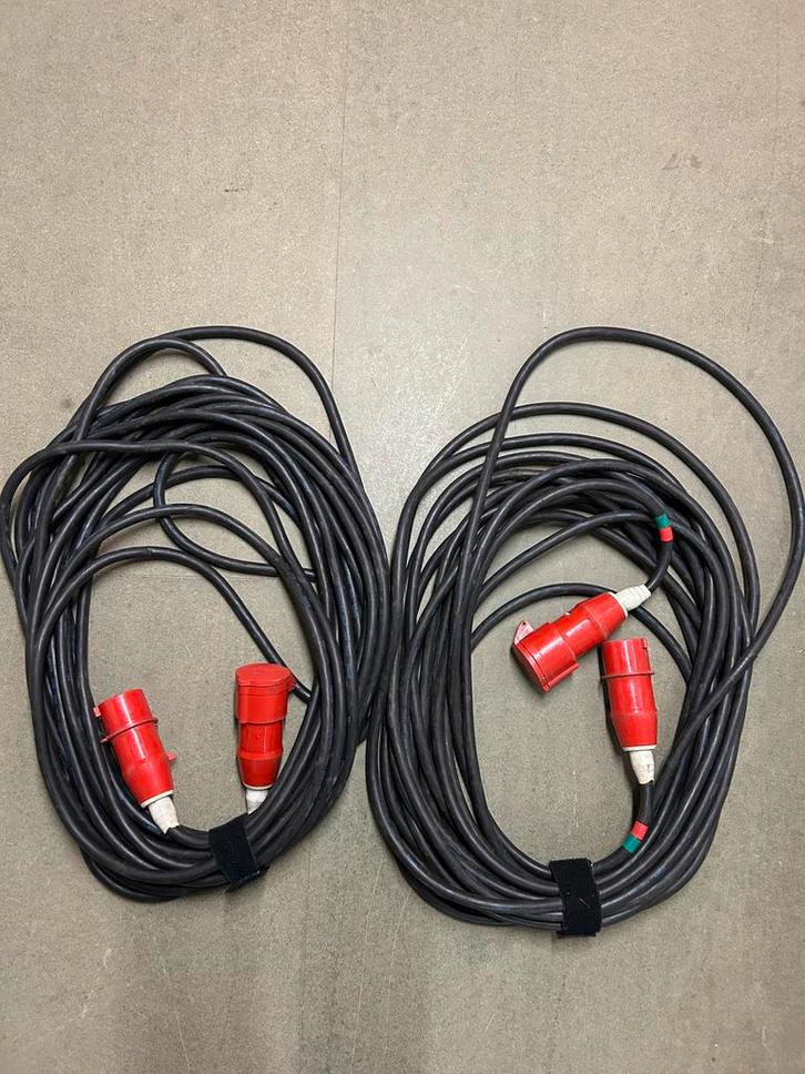 32A. Krachtstroom kabel Set, Muziek en Instrumenten, Kabels en Stekkers, Zo goed als nieuw, Apparatuur, Ophalen of Verzenden