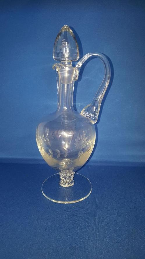 Sierlijke kristallen karaf, gegraveerd bloemmotief. 3A26/10, Antiek en Kunst, Antiek | Glas en Kristal, Ophalen of Verzenden