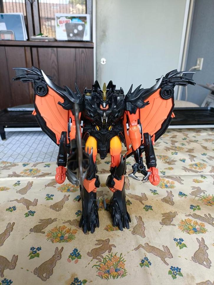 Transformers Beast hunters predaking, Verzamelen, Transformers, Zo goed als nieuw, Overige generaties, Decepticons, Ophalen of Verzenden
