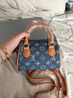 louis vuitton denim tas, Ophalen of Verzenden, Zo goed als nieuw, Bruin, Schoudertasje