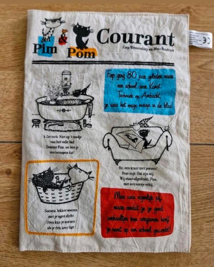 Pim & Pom Knisperboekje, Kinderen en Baby's, Speelgoed | Babyspeelgoed, Zo goed als nieuw, Overige typen, Ophalen of Verzenden