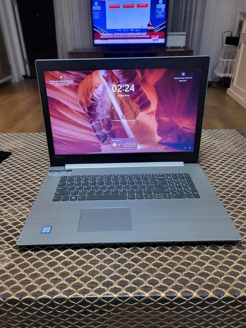 Lenovo IdeaPad 330-17IKB, Computers en Software, Windows Laptops, Zo goed als nieuw, 17 inch of meer, SSD, 2 tot 3 Ghz, Qwerty