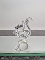 Swarovski Beeldje Eekhoorn met noot Kristal, Ophalen of Verzenden, Zo goed als nieuw, Figuurtje