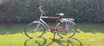 Zeer nette 28 inch herenfiets   beschikbaar voor biedingen