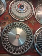 Vintage wieldoppen mancave, Verzamelen, Ophalen of Verzenden, Gebruikt, Auto's