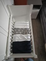 Wieg voor baby met linnengoed, Kinderen en Baby's, Babywiegjes en Ledikanten, Ophalen, Zo goed als nieuw, Wieg