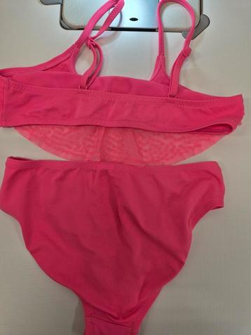 Bikine maat 128 beschikbaar voor biedingen