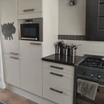 Tweedehands keuken in goede staat, zelf demontage en afvoer, Huis en Inrichting, Keuken | Complete keukens, Ophalen, Gebruikt