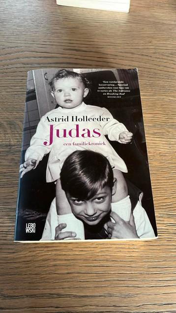 Astrid Holleeder - Judas beschikbaar voor biedingen