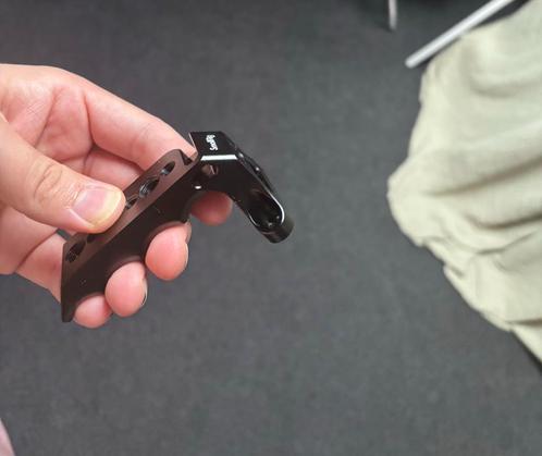 SmallRig Universele Top Handle  (MD2393), Audio, Tv en Foto, Professionele Audio-, Tv- en Video-apparatuur, Zo goed als nieuw