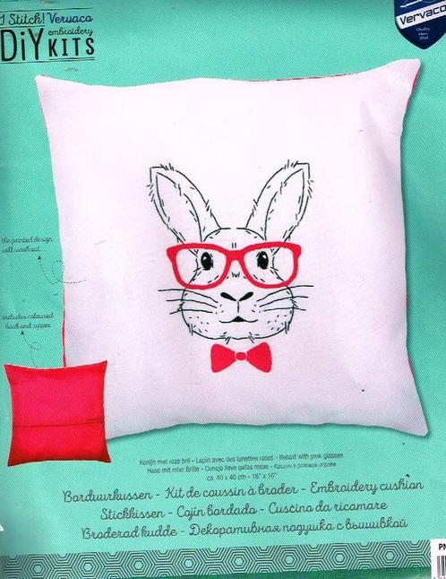 Cado SALE VERVACO BORDUURPAKKET KUSSEN, KONIJN MET ROZE BRIL, Hobby en Vrije tijd, Borduren en Borduurmachines, Nieuw, Borduurpakket