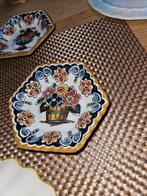 Makkum aardewerk wandbord, Ophalen