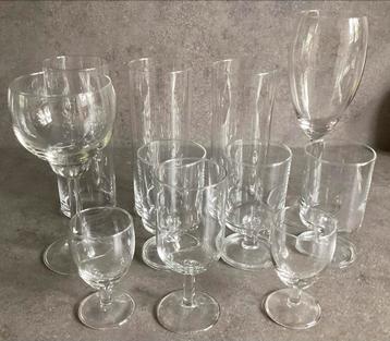 Diverse Glazen Collectie beschikbaar voor biedingen