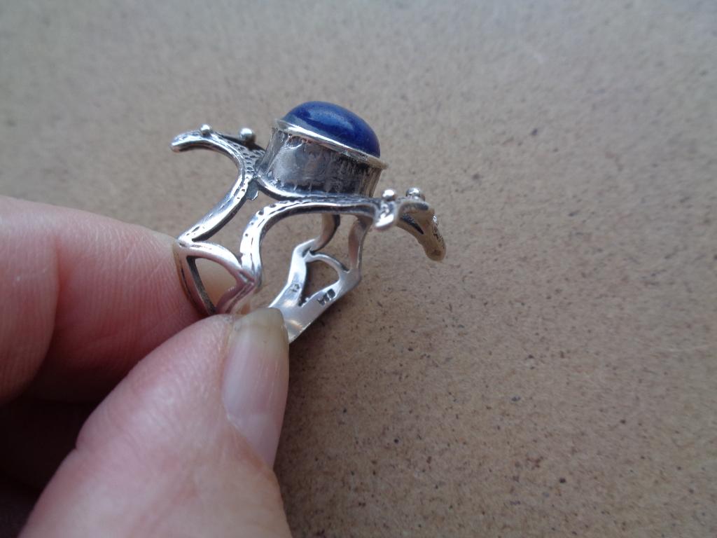 zilveren royale ring met lapis lazuli [1142], Verzenden, Zo goed als nieuw, 17 tot 18, Met edelsteen