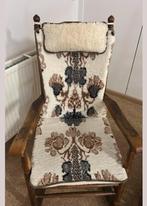 Twee antieke rieten schommelstoelen, Ophalen