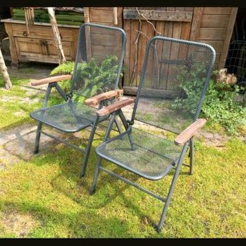 2 x vida XL Tapa standenstoel met kussens z.g.a.n beschikbaar voor biedingen