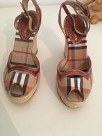 Burberry 36, Ophalen, Zo goed als nieuw