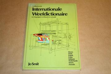 Geïllustreerde Internationale Weefdictionaire beschikbaar voor biedingen