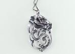 Grote zilveren Jugendstil hanger roos aan collier, Ophalen of Verzenden, Zilver, Ketting, Met edelsteen