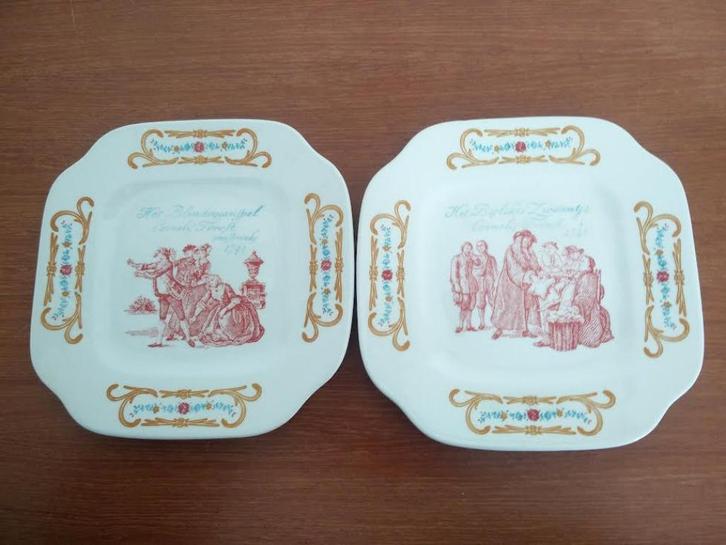 2 verschillende gebakbordjes, Boch uit La Louvière, België, Antiek en Kunst, Antiek | Servies los, Ophalen of Verzenden