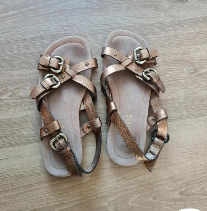 Gezocht/gevraagd DEZE sandaal, goud, Cypres, mt 38 leer, Kleding | Dames, Schoenen, Nieuw, Sandalen of Muiltjes, Ophalen of Verzenden