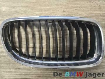 Grill rechts chroom rand BMW 3 serie E90 E91 LCI 51137201968 beschikbaar voor biedingen