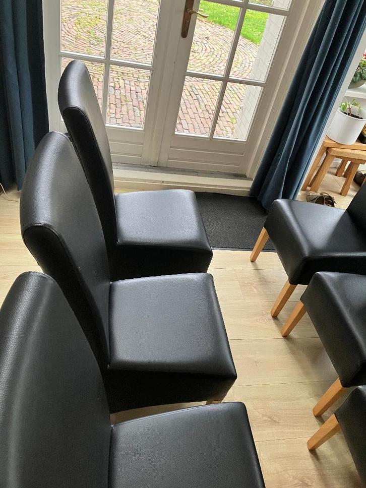 Alleen gratis is goedkoper. Te koop 6 nette eetkamerstoelen, Huis en Inrichting, Stoelen, Gebruikt, Vijf, Zes of meer stoelen