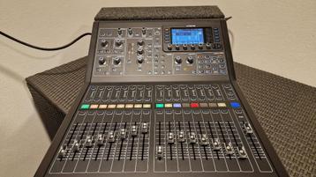 Midas M32R mixer in prof. flightcase beschikbaar voor biedingen