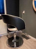 Kappersstoel met voetsteun, Ophalen, Zo goed als nieuw, Eén