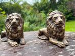 Twee bronzen leeuwen, Ophalen, Zo goed als nieuw