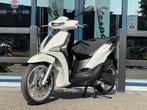 Piaggio Liberty 50 Bianco Luna 4t iget 2025 (bj 2025), Fietsen en Brommers, Scooters | Piaggio, Ophalen, Overige modellen, Maximaal 45 km/u