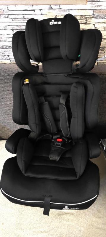 Kiduku Autostoel - Kinderen tot 4 jaar beschikbaar voor biedingen