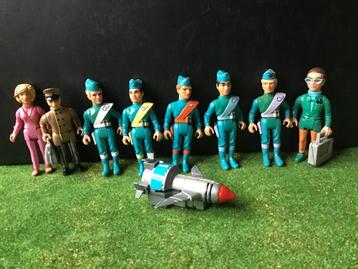 8 Matchbox Thunderbirds actiefiguren + Bandai T1 beschikbaar voor biedingen