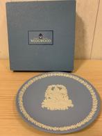 Wedgwood Jasperware Miniatuurbord (Mother), Antiek en Kunst, Ophalen of Verzenden