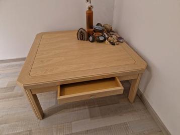 Salontafel 'Roma' Eik 100 x 100 hoogte 45 beschikbaar voor biedingen